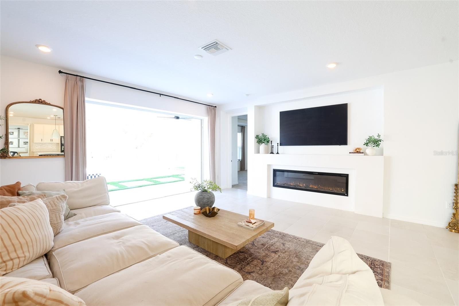 Image 18 of 55 For 2900 Lilla Trail