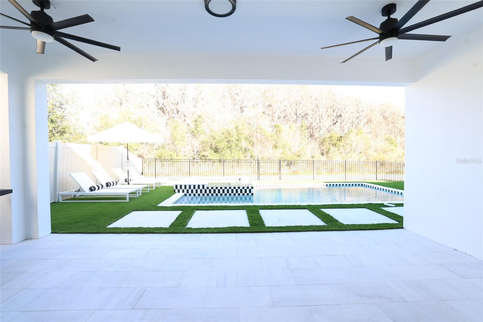 Image 35 of 55 For 2900 Lilla Trail