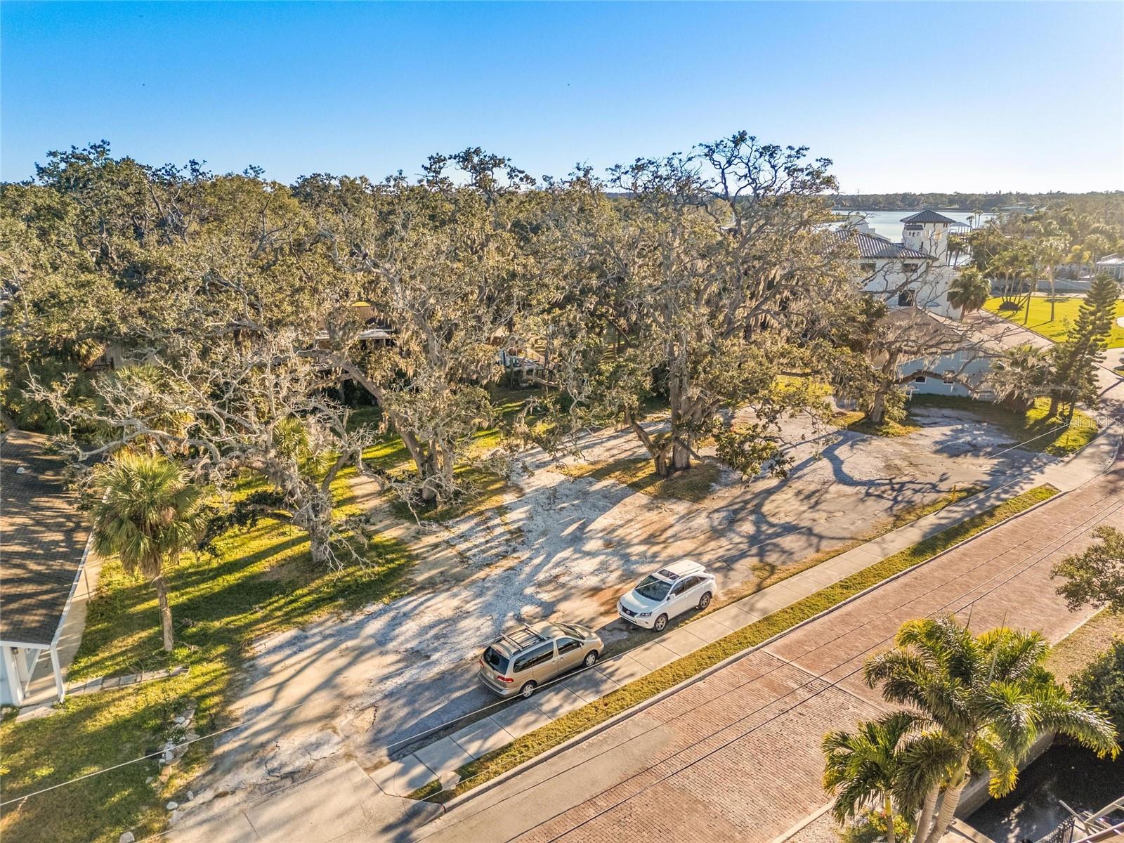 Image 8 of 18 For 404 Canal Street