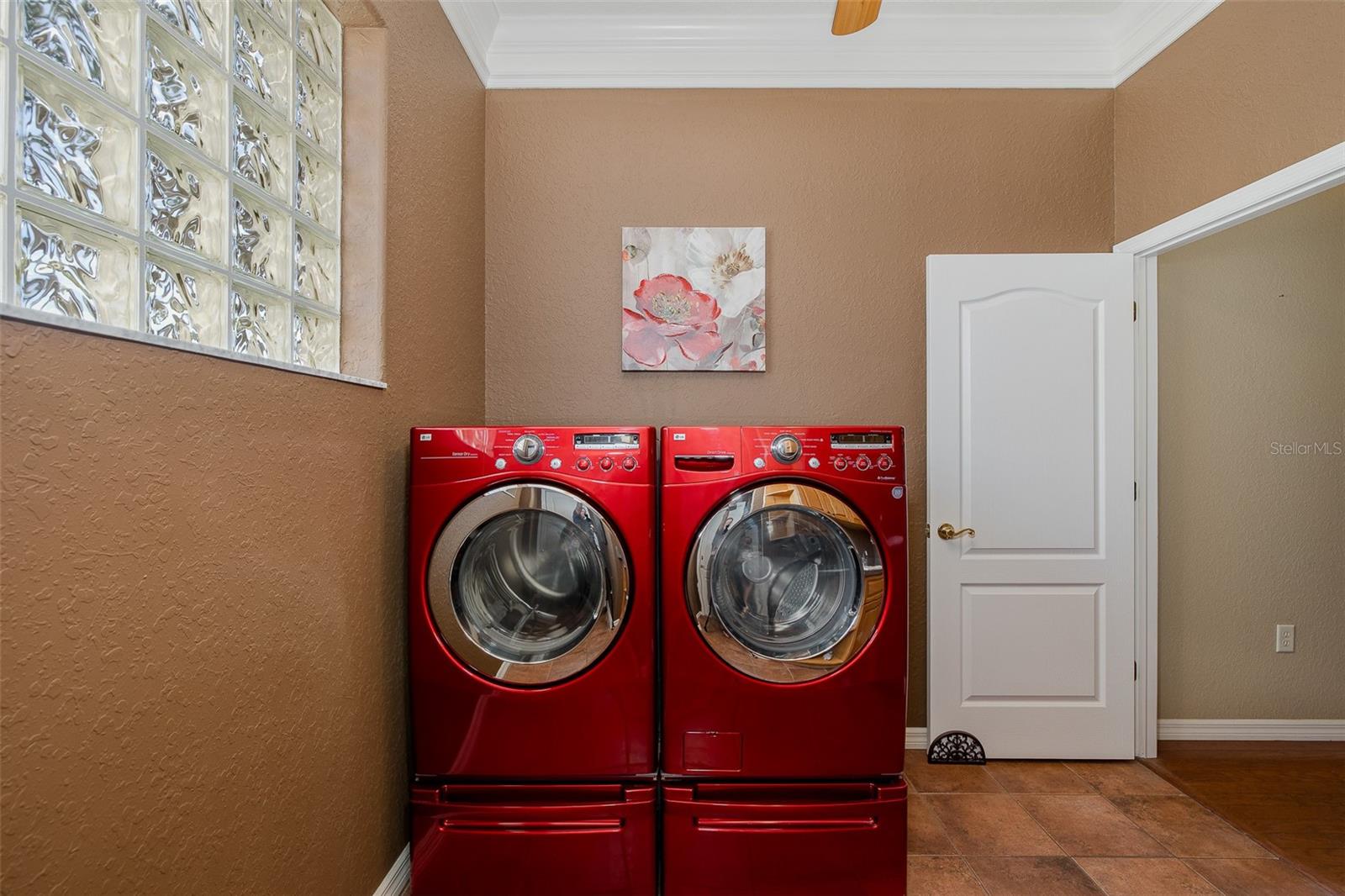 Image 38 of 94 For 1226 Oak Meadow Point