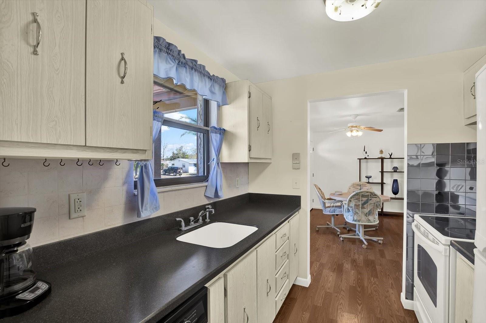 Image 5 of 26 For 4357 Cartee Avenue