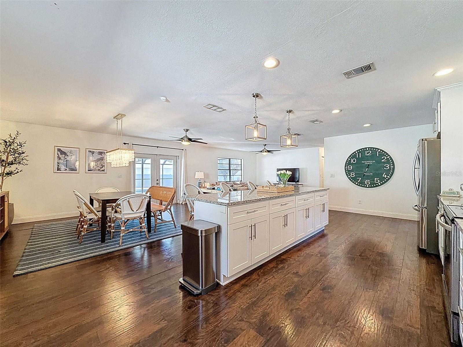 Image 16 of 43 For 7813 River Ridge Drive