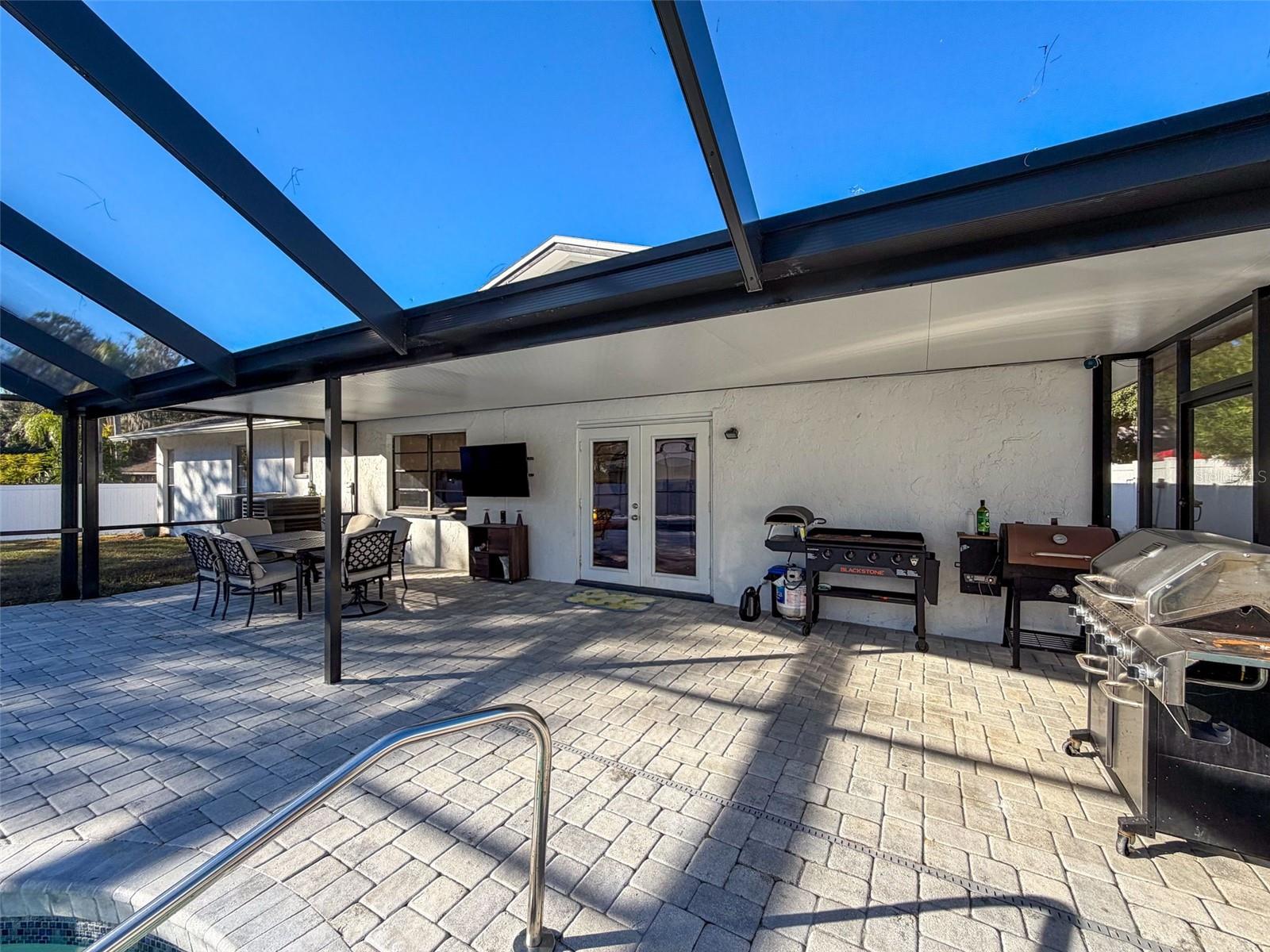 Image 31 of 43 For 7813 River Ridge Drive