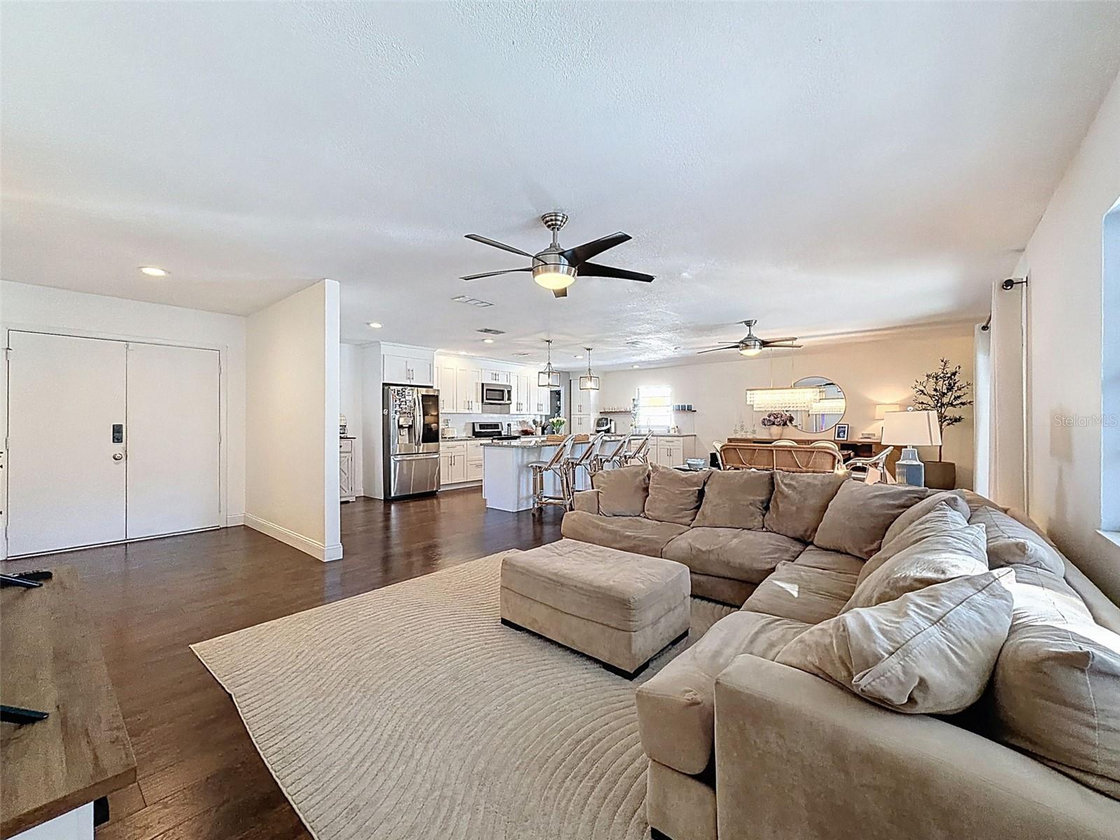 Image 7 of 43 For 7813 River Ridge Drive