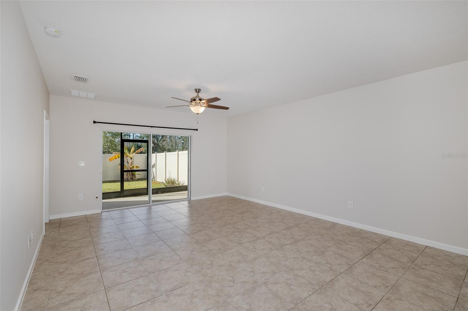 Image 12 of 50 For 17911 Turning Leaf Circle