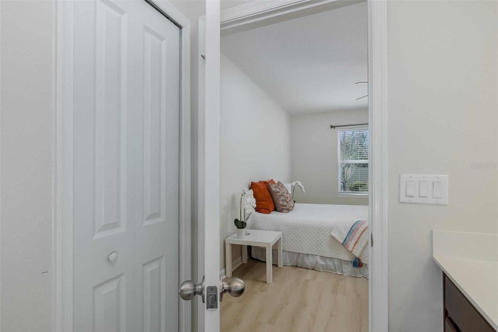 Image 22 of 50 For 17911 Turning Leaf Circle