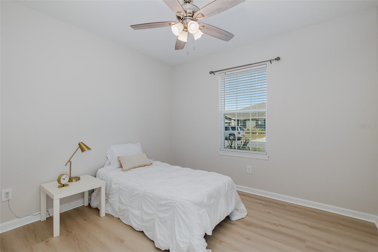 Image 27 of 50 For 17911 Turning Leaf Circle