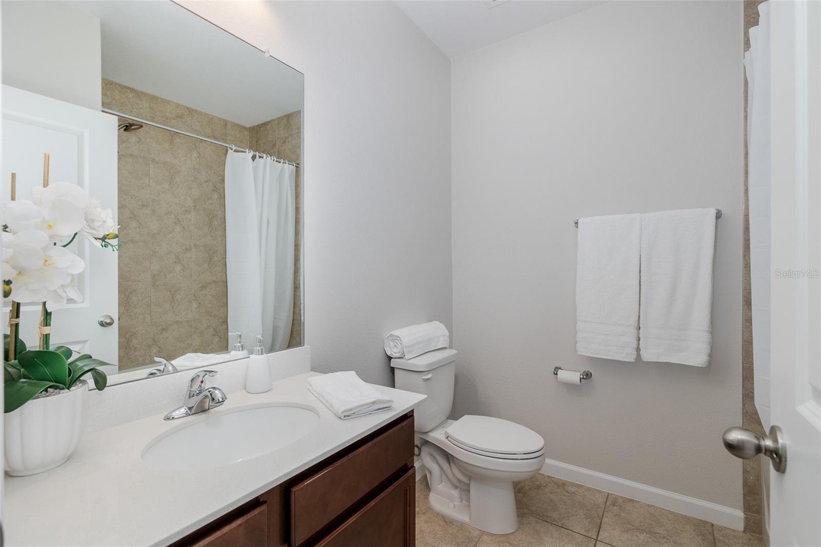 Image 31 of 50 For 17911 Turning Leaf Circle