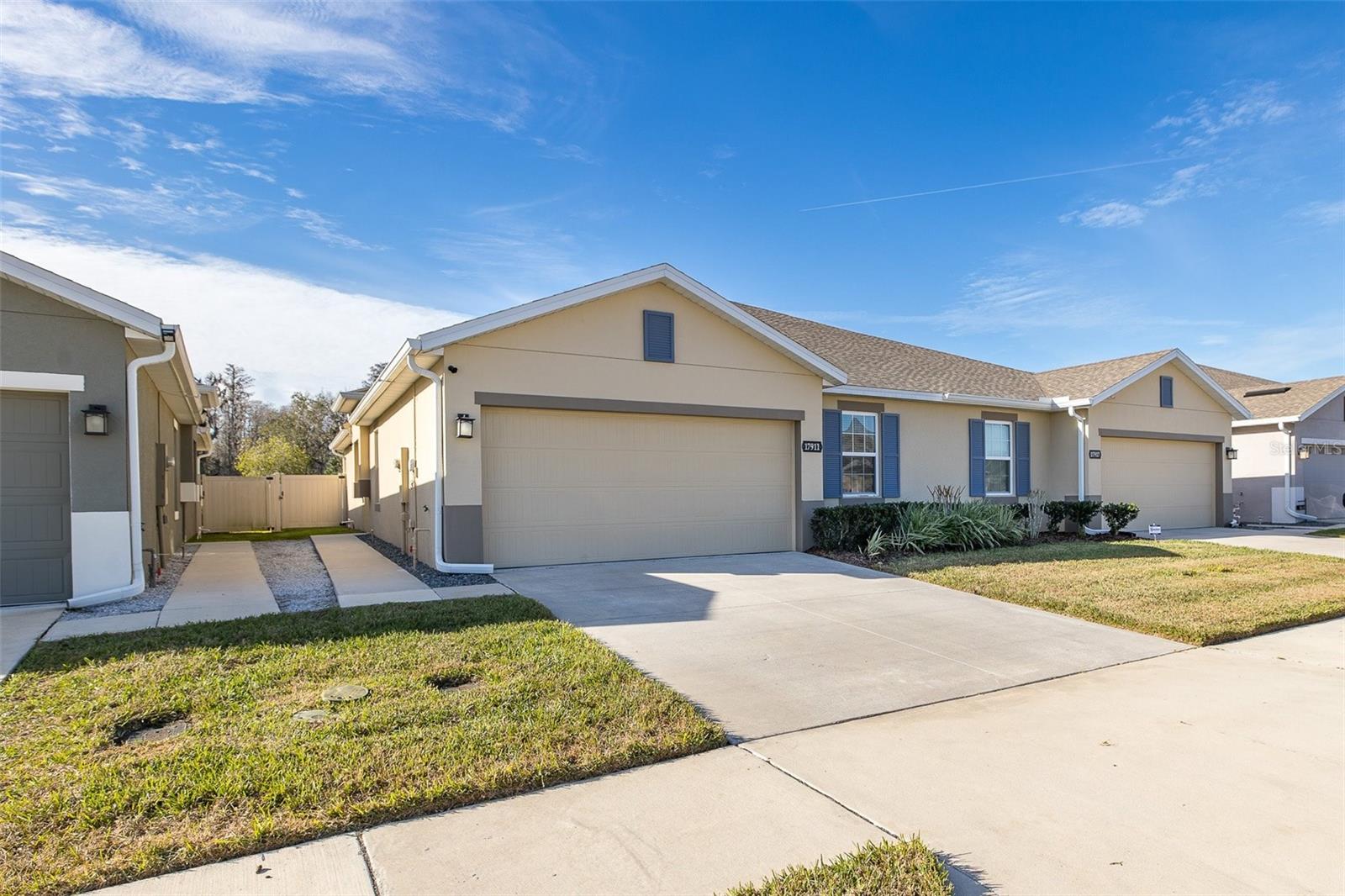 Image 36 of 50 For 17911 Turning Leaf Circle