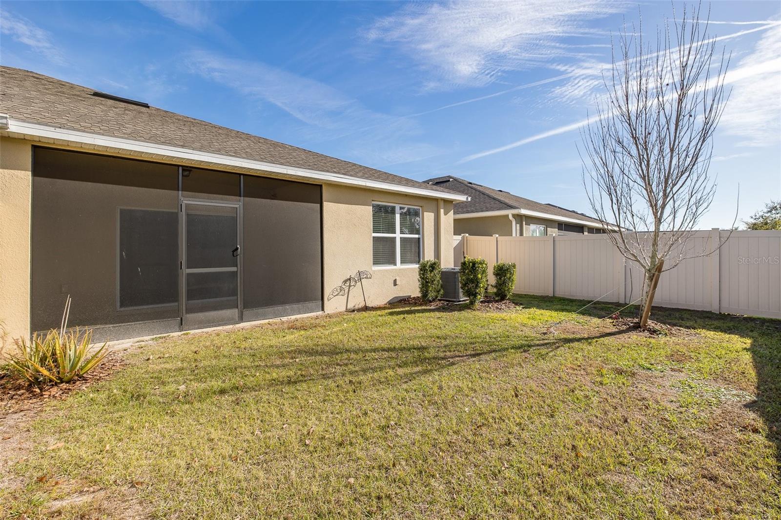 Image 42 of 50 For 17911 Turning Leaf Circle