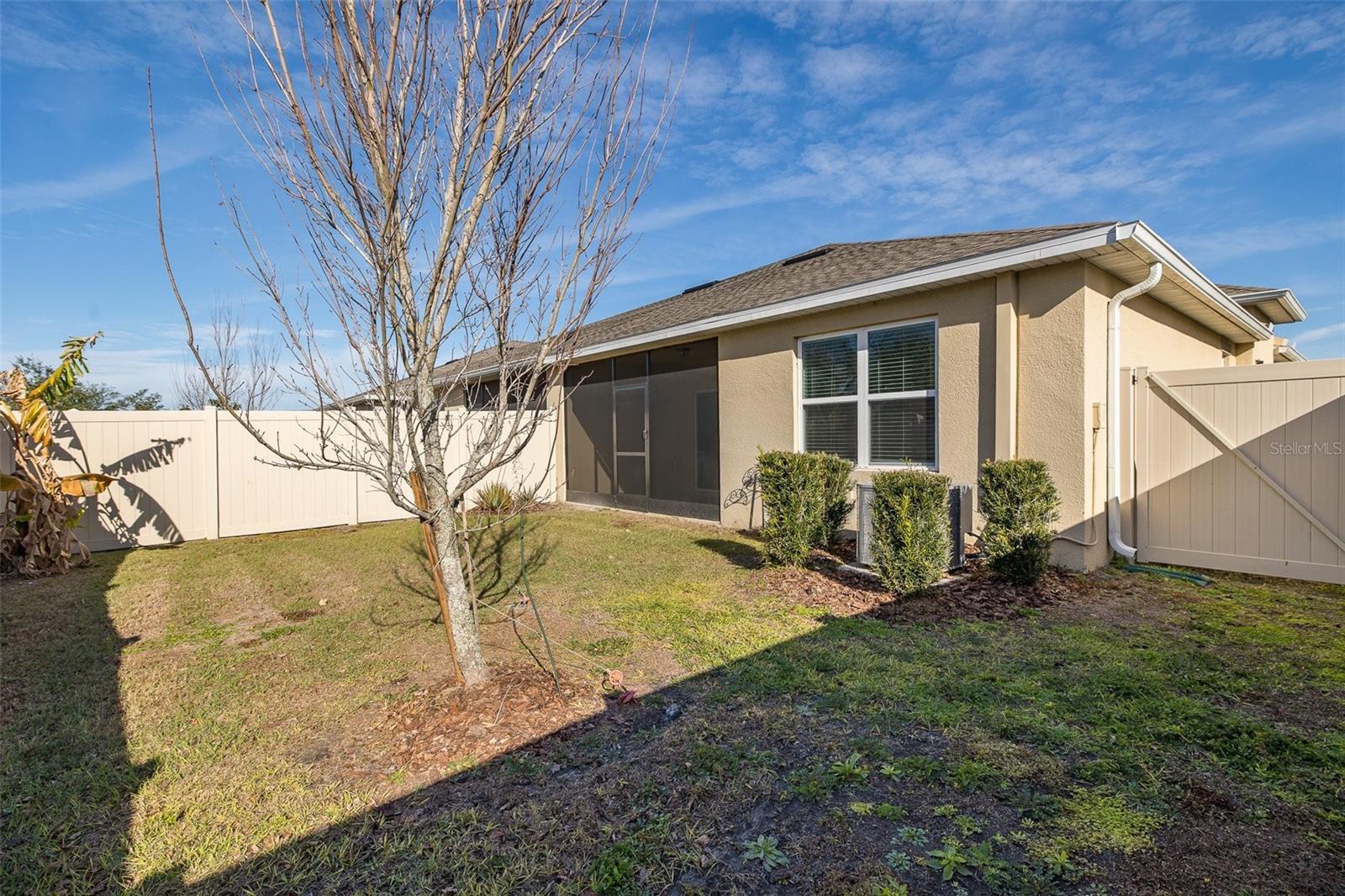 Image 43 of 50 For 17911 Turning Leaf Circle