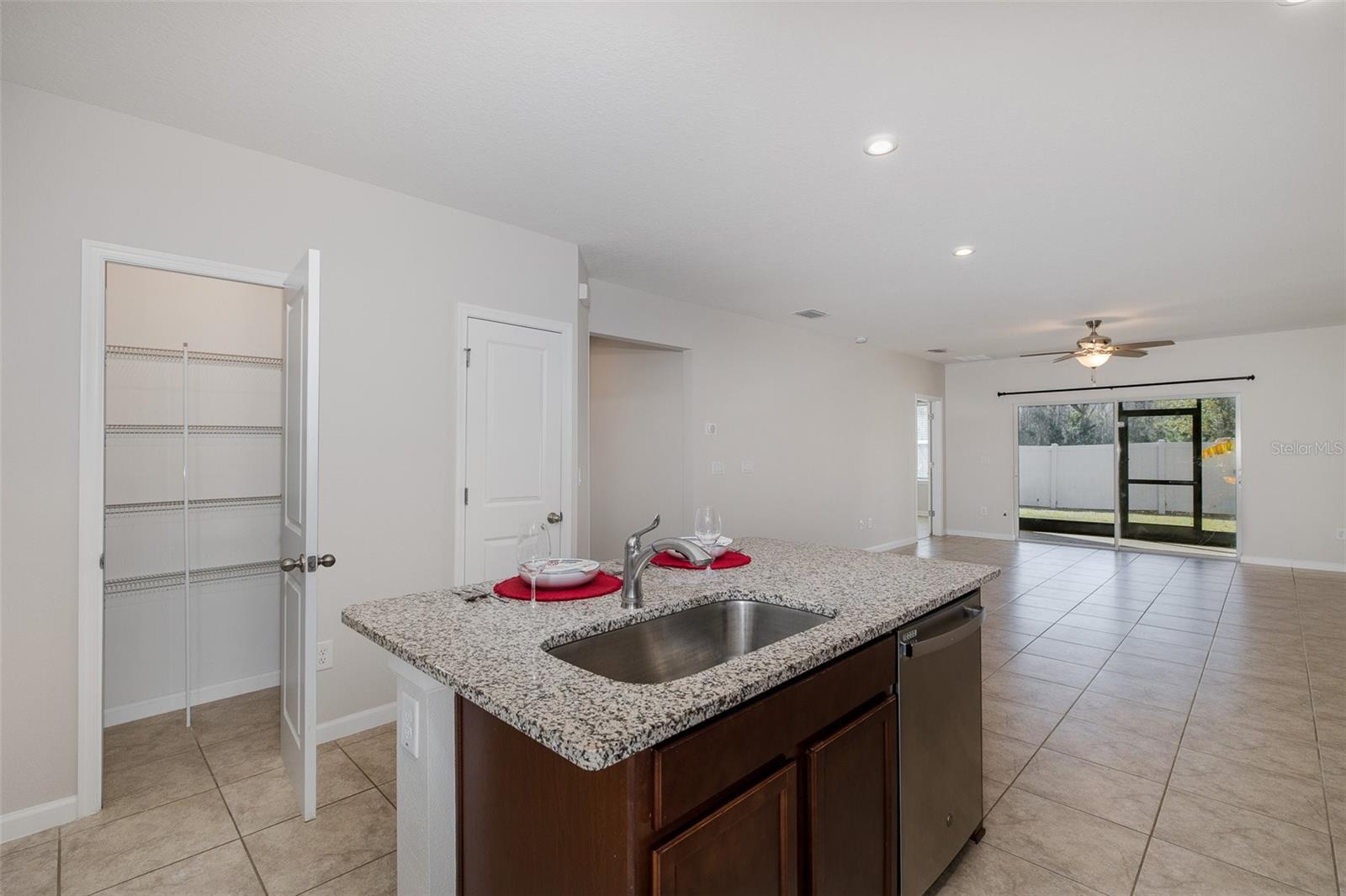 Image 6 of 50 For 17911 Turning Leaf Circle