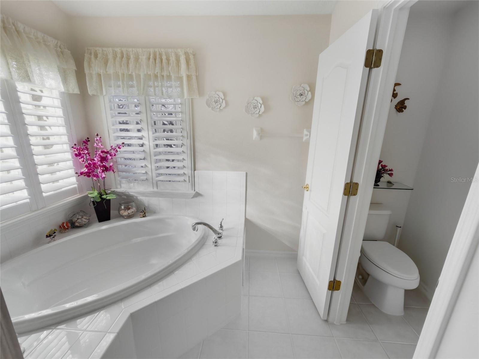 Image 27 of 66 For 18309 Rock Oak Court