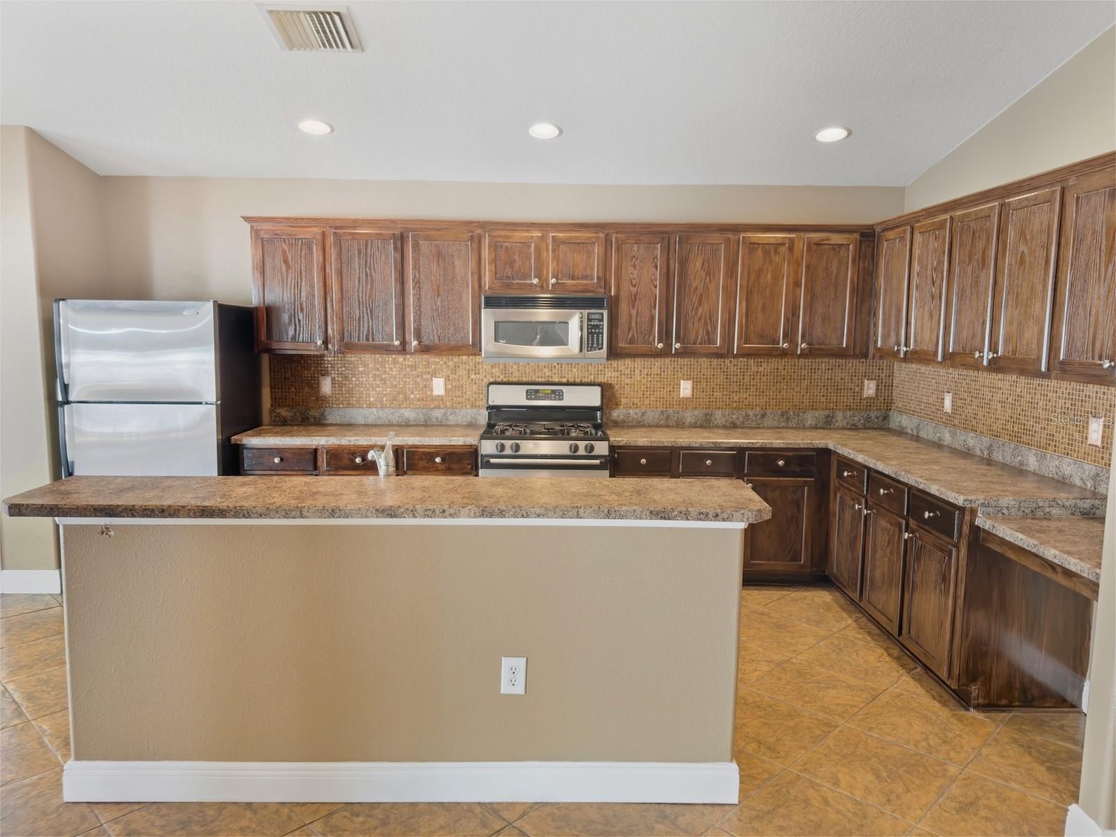 Image 16 of 49 For 9805 Patrician Drive