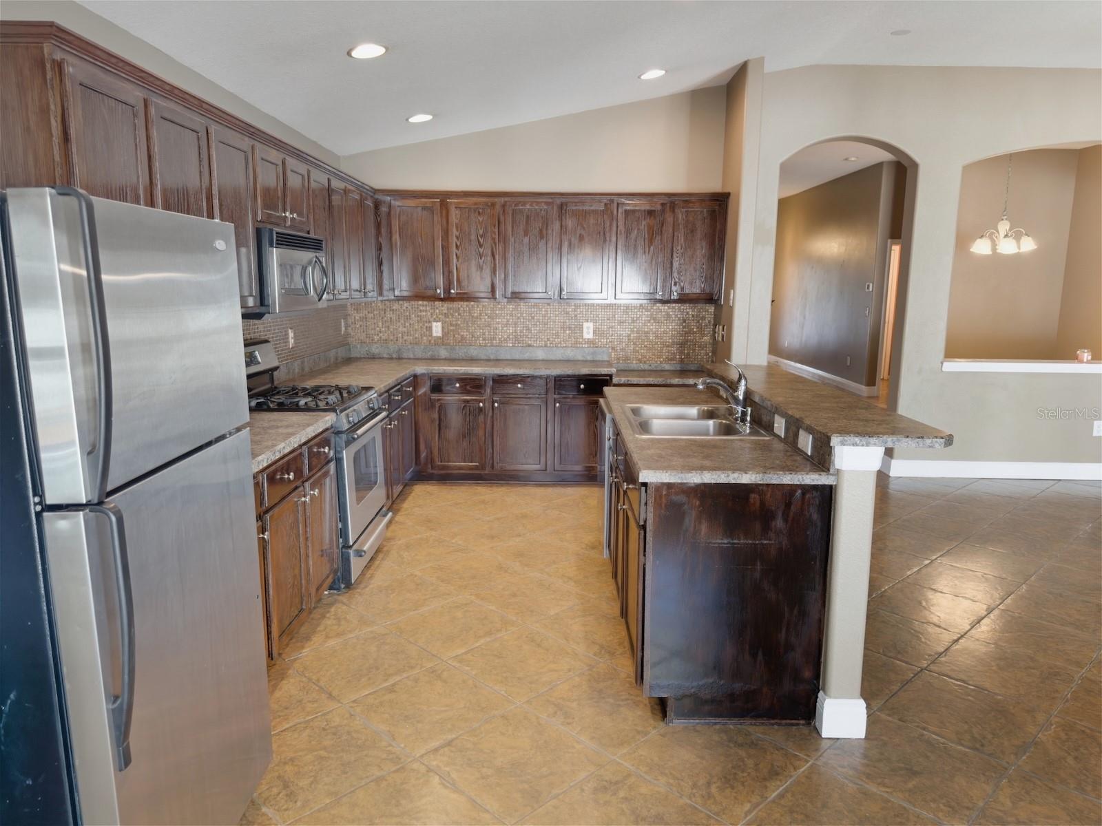 Image 17 of 49 For 9805 Patrician Drive