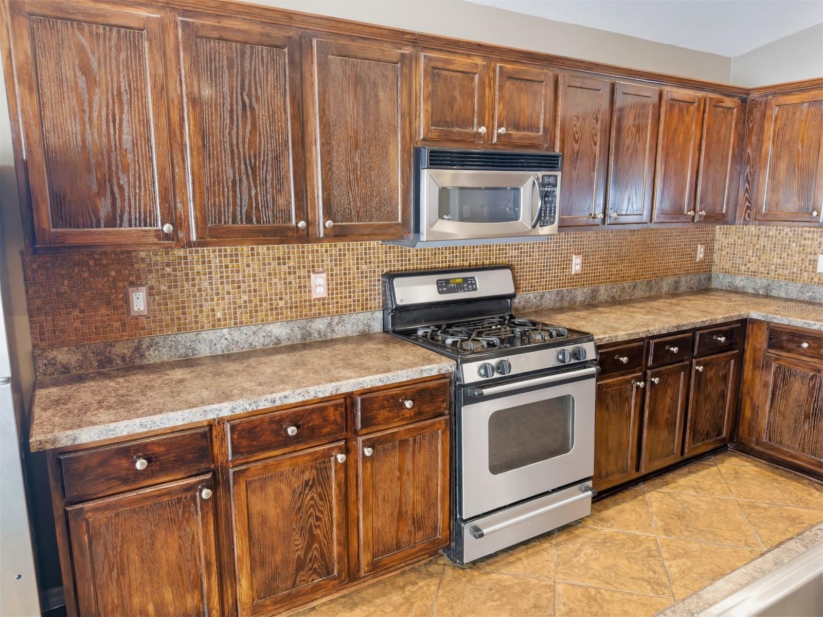 Image 18 of 49 For 9805 Patrician Drive