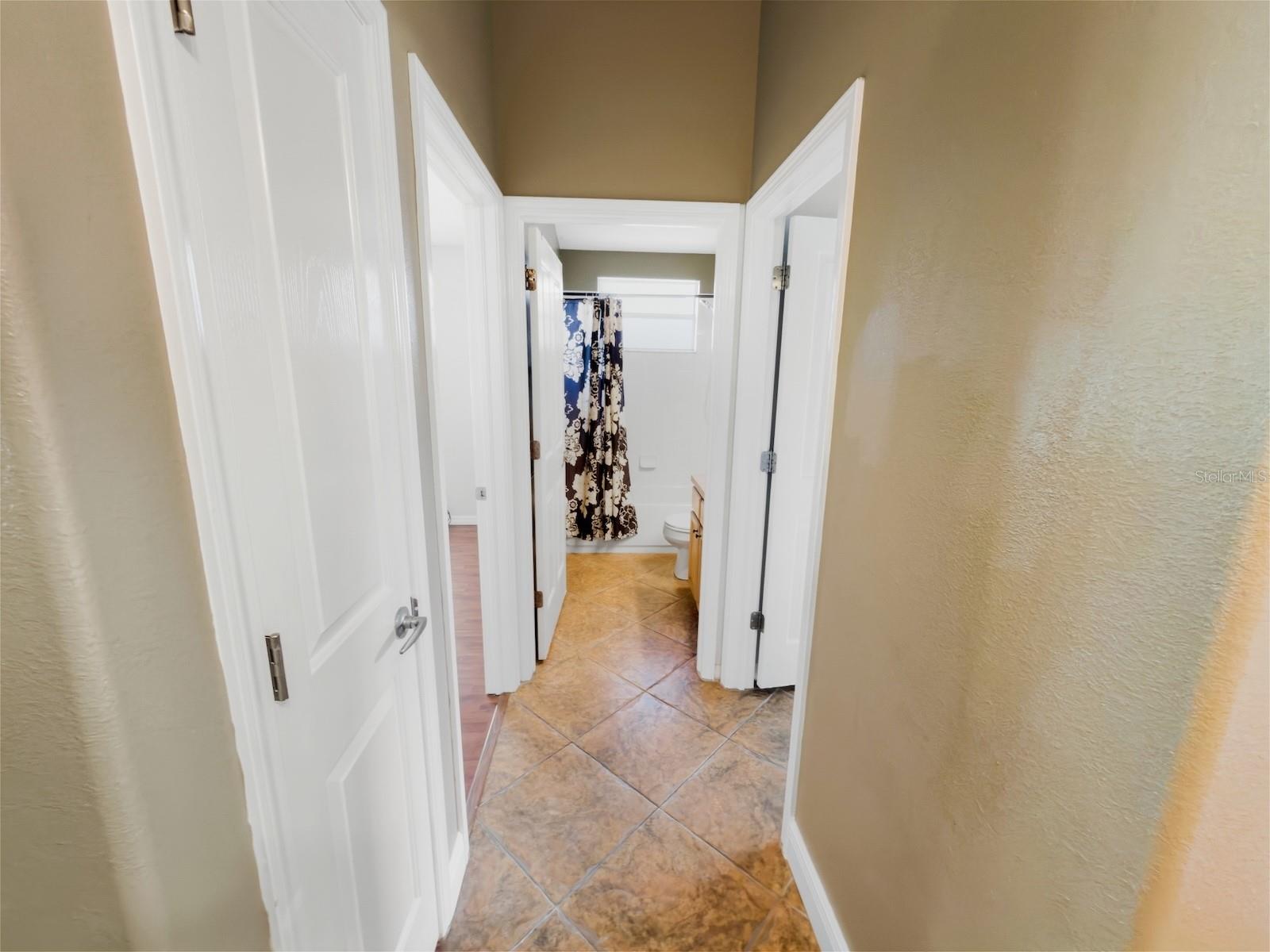 Image 31 of 49 For 9805 Patrician Drive