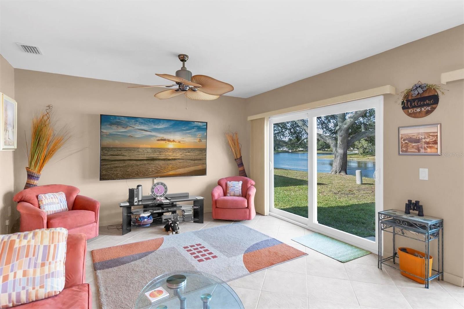 Listing photo id 12 for 10721 Footprint Lane