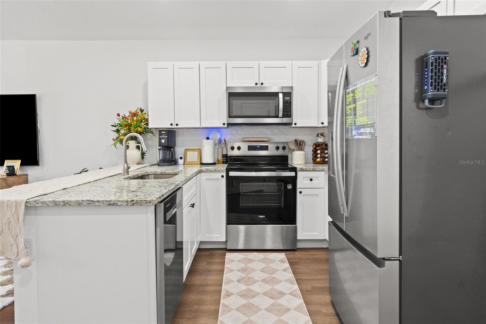 Image 7 of 22 For 3592 Arrowhead Avenue