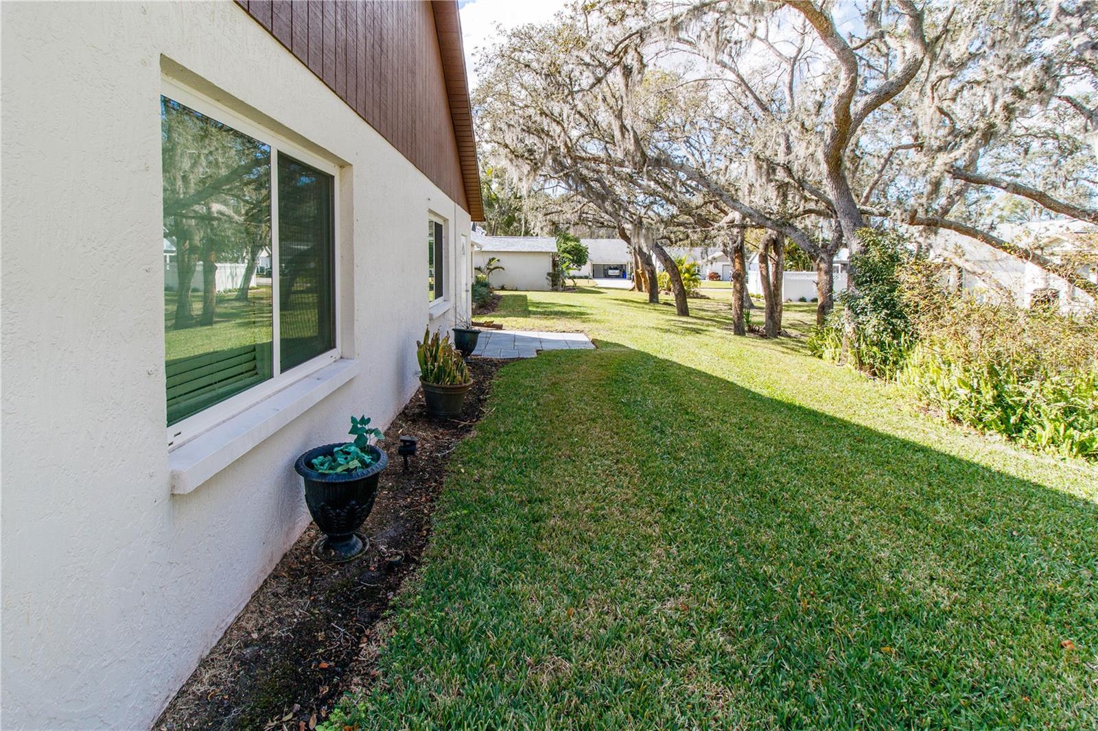 Image 21 of 35 For 11515 Scotch Pine Drive