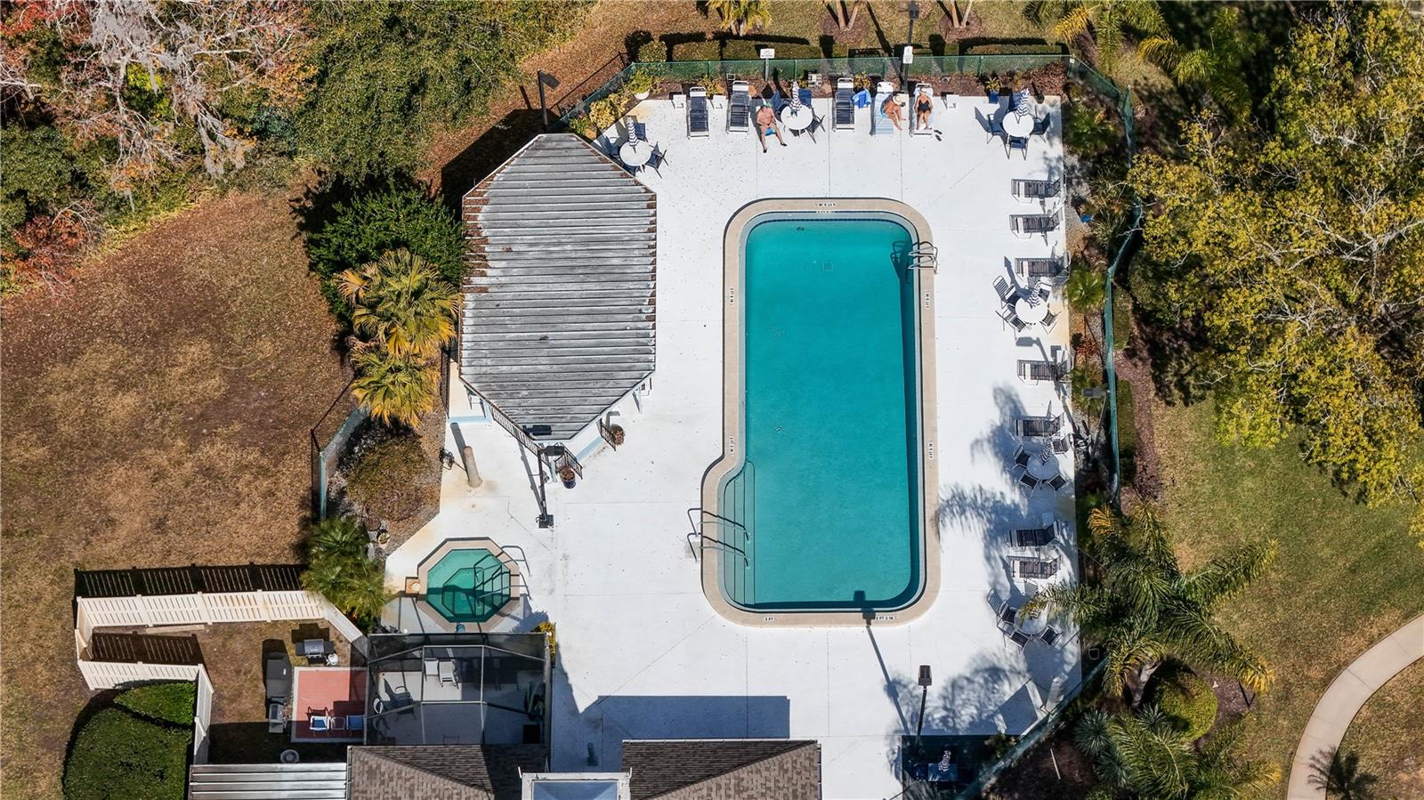 Image 26 of 35 For 11515 Scotch Pine Drive