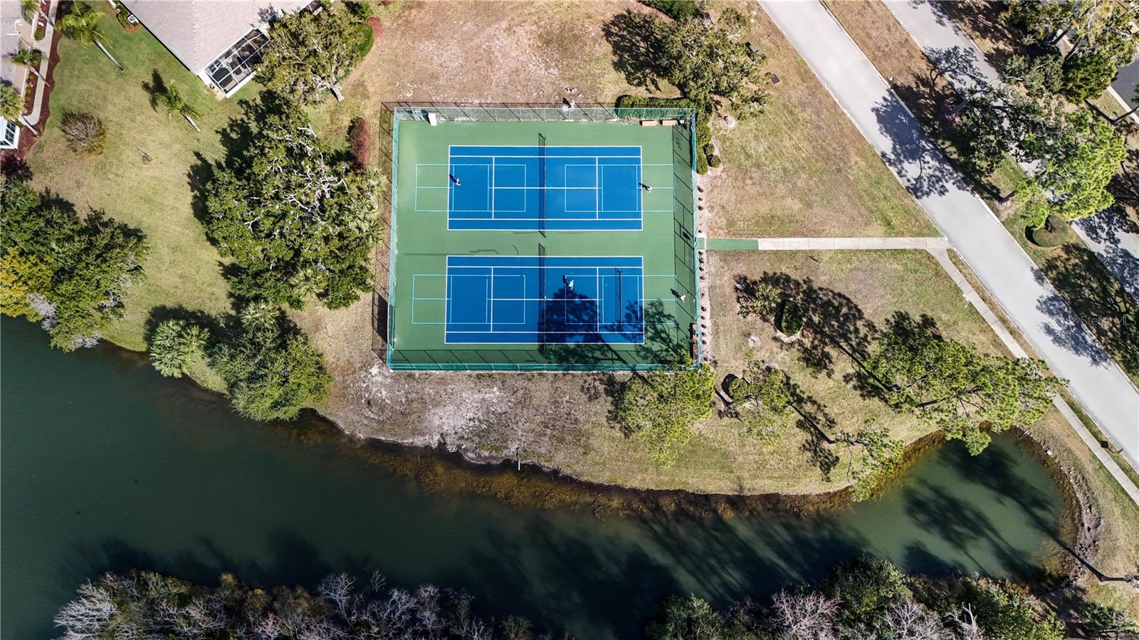 Image 29 of 35 For 11515 Scotch Pine Drive