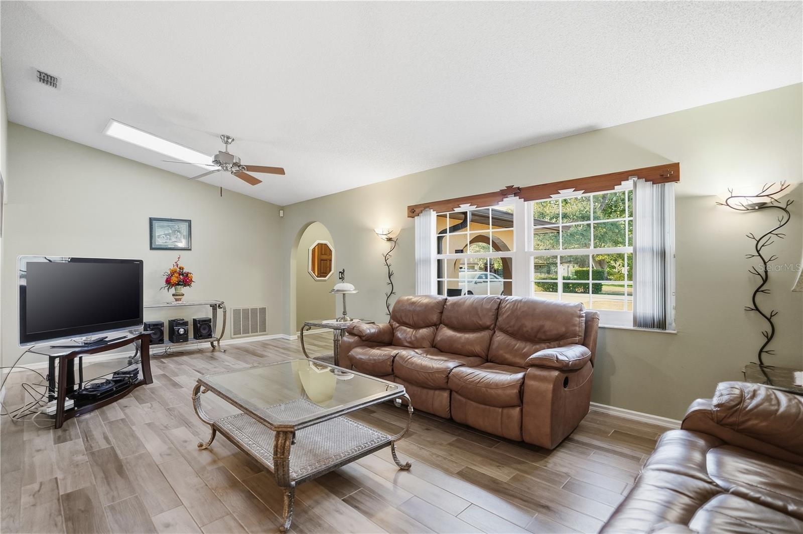 Image 6 of 42 For 3234 Abeline Road