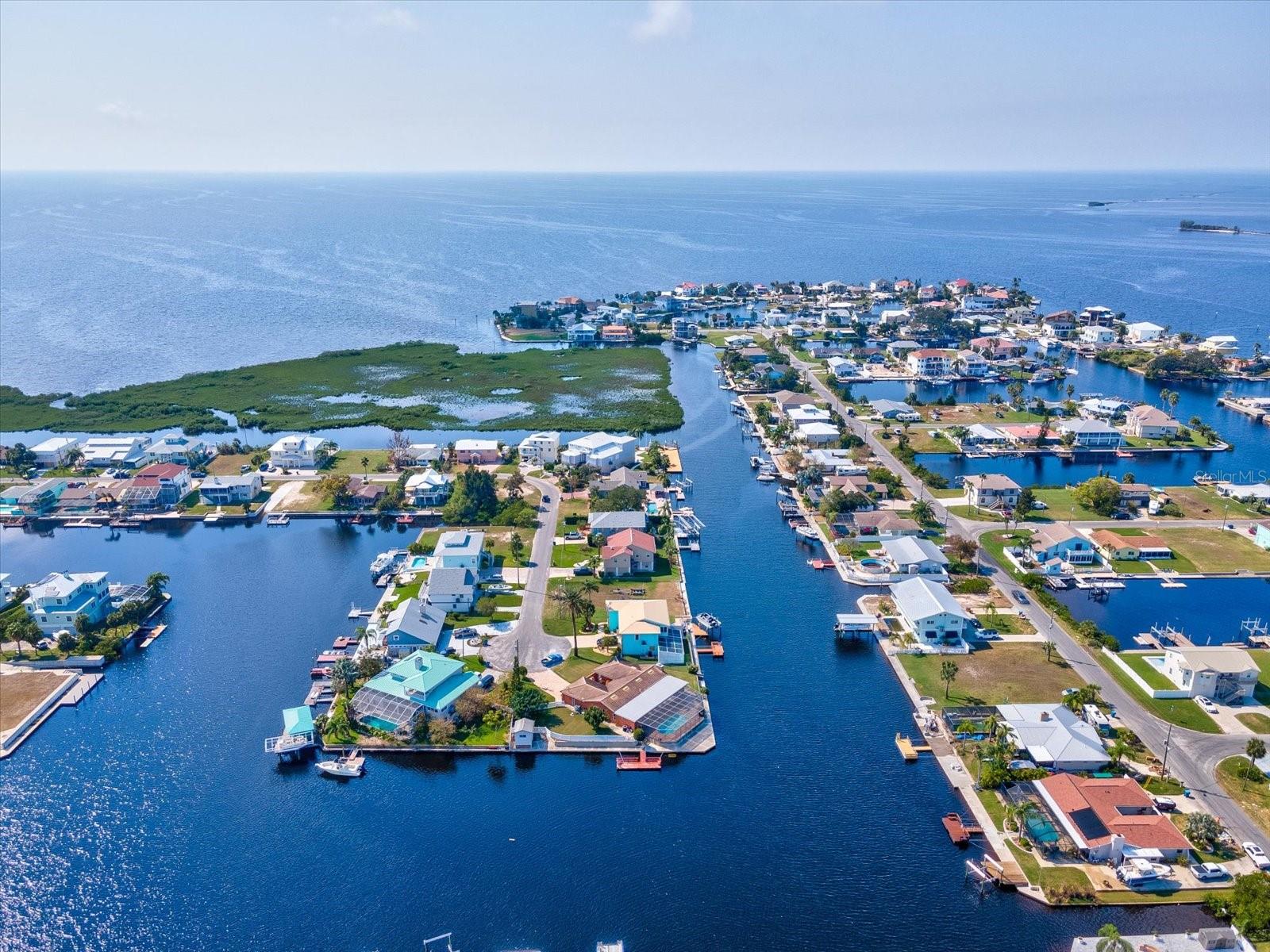 Image 19 of 37 For 4230 Orchid Drive