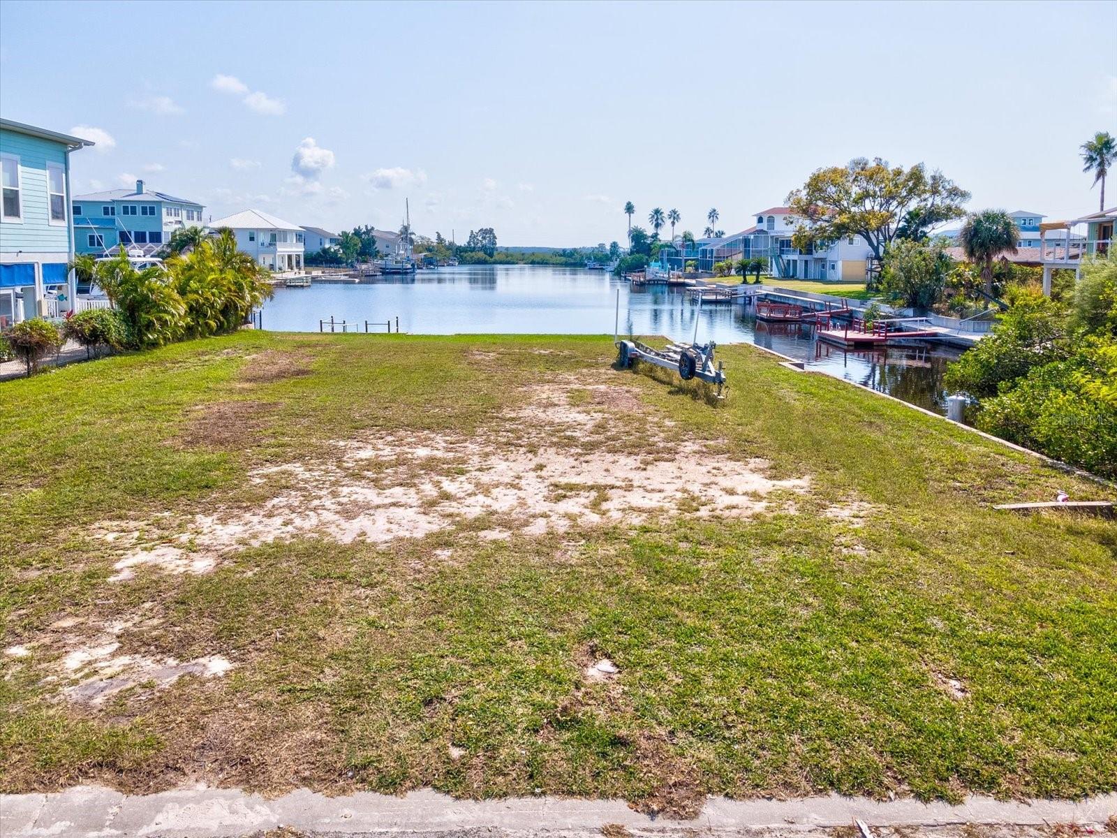 Image 24 of 37 For 4230 Orchid Drive