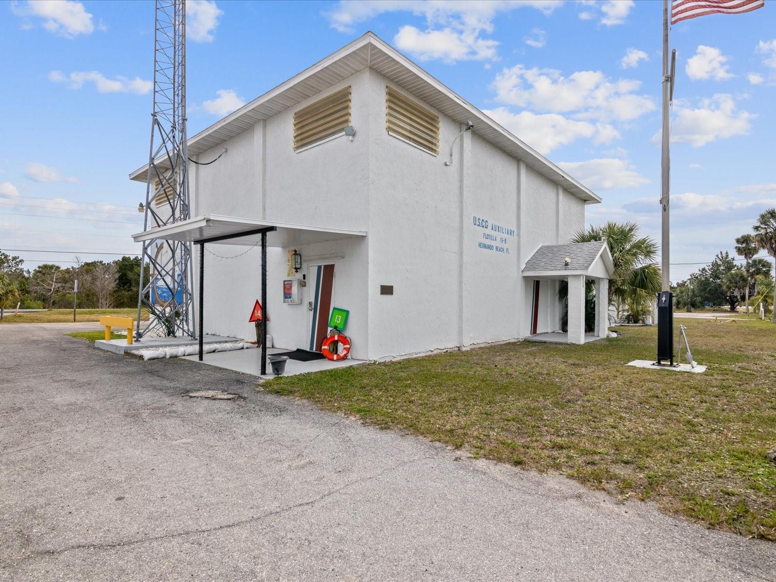 Image 29 of 37 For 4230 Orchid Drive