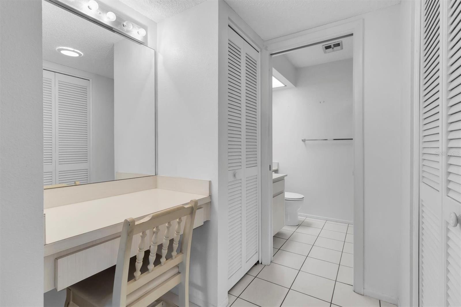 Image 15 of 63 For 11410 Carriage Hill #1 Drive 1