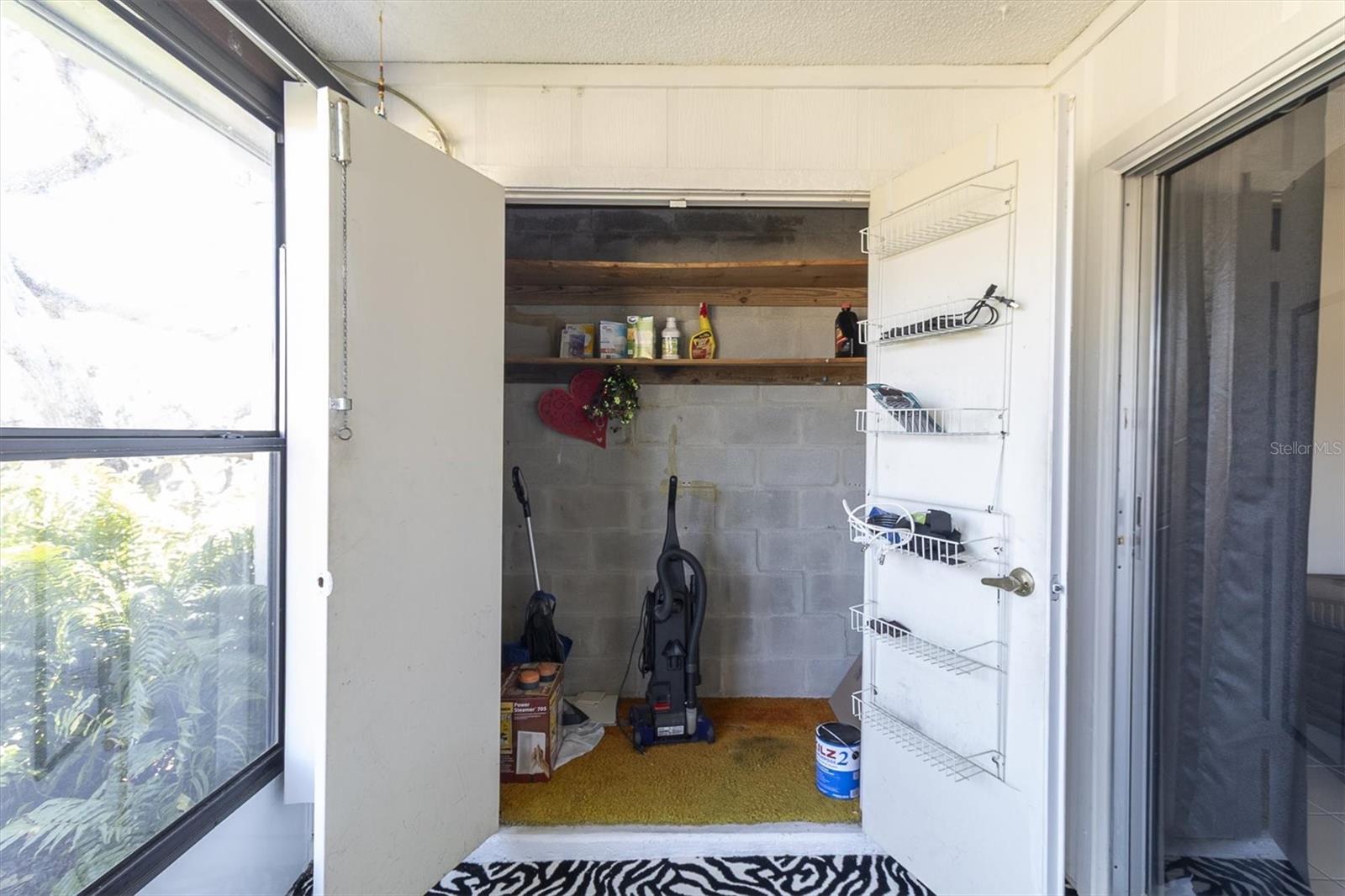 Image 21 of 63 For 11410 Carriage Hill #1 Drive 1