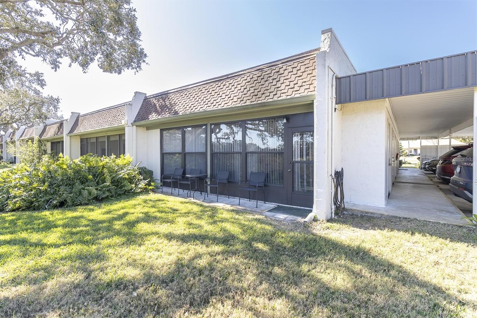 Image 23 of 63 For 11410 Carriage Hill #1 Drive 1