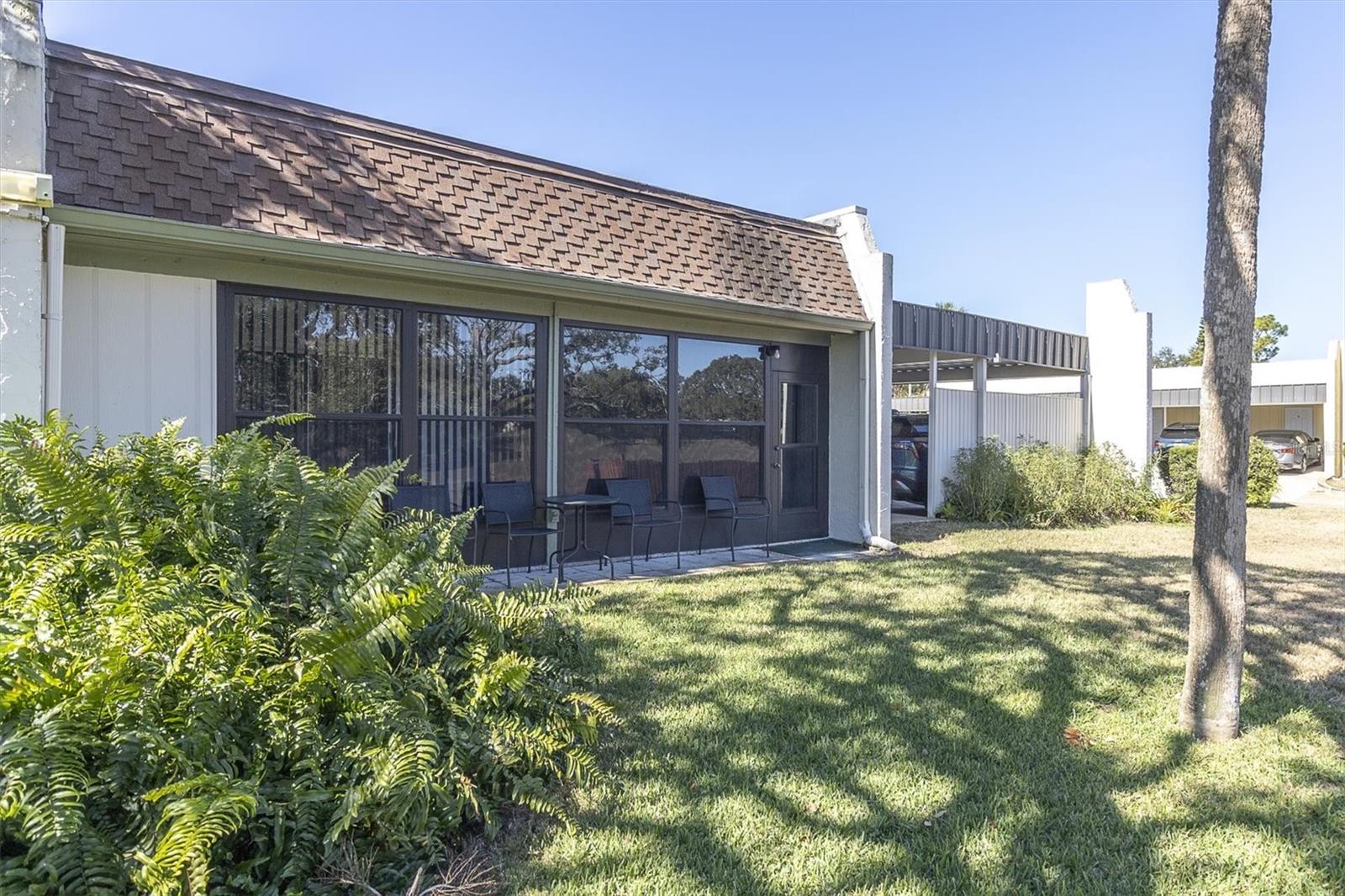 Image 25 of 63 For 11410 Carriage Hill #1 Drive 1