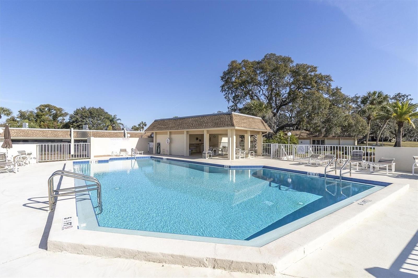 Image 34 of 63 For 11410 Carriage Hill #1 Drive 1