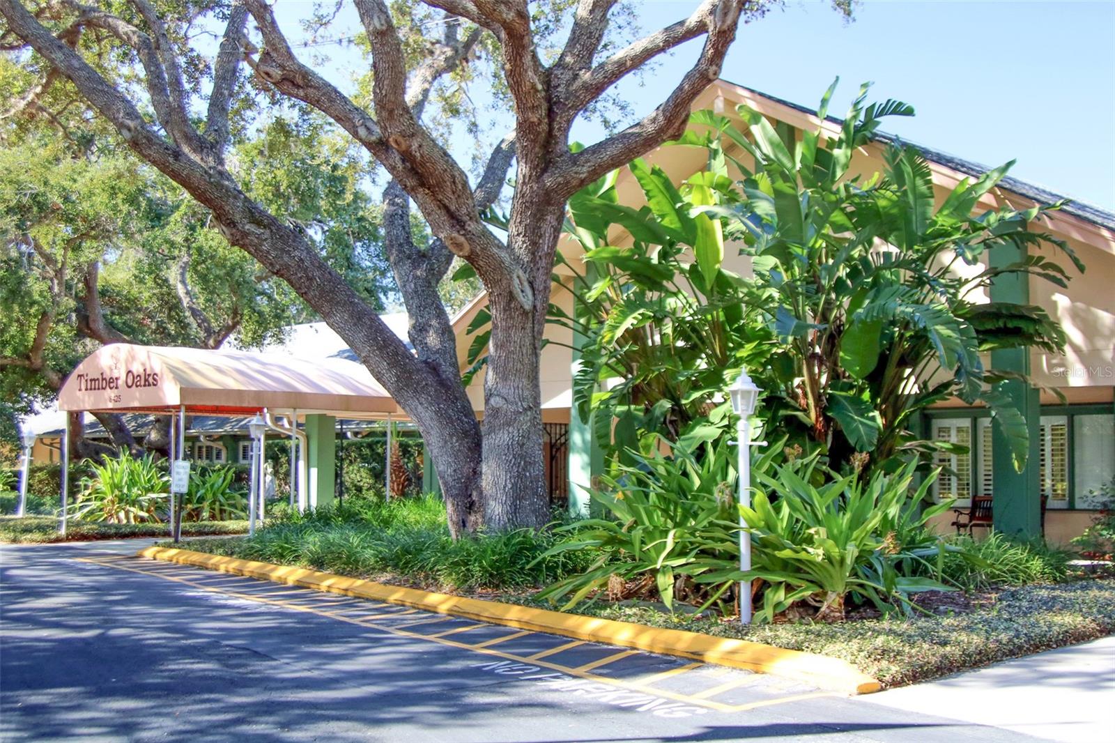 Image 39 of 63 For 11410 Carriage Hill #1 Drive 1