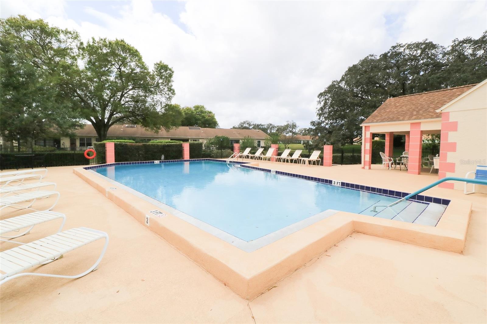 Image 40 of 63 For 11410 Carriage Hill #1 Drive 1