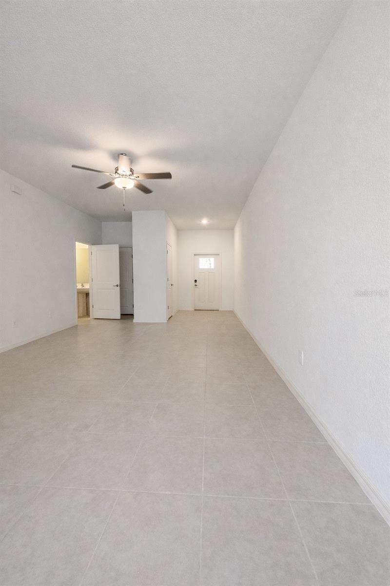 Image 15 of 30 For 6090 Shiner Street