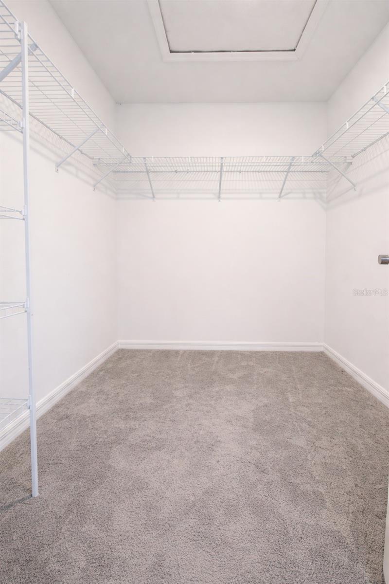 Image 21 of 30 For 6090 Shiner Street