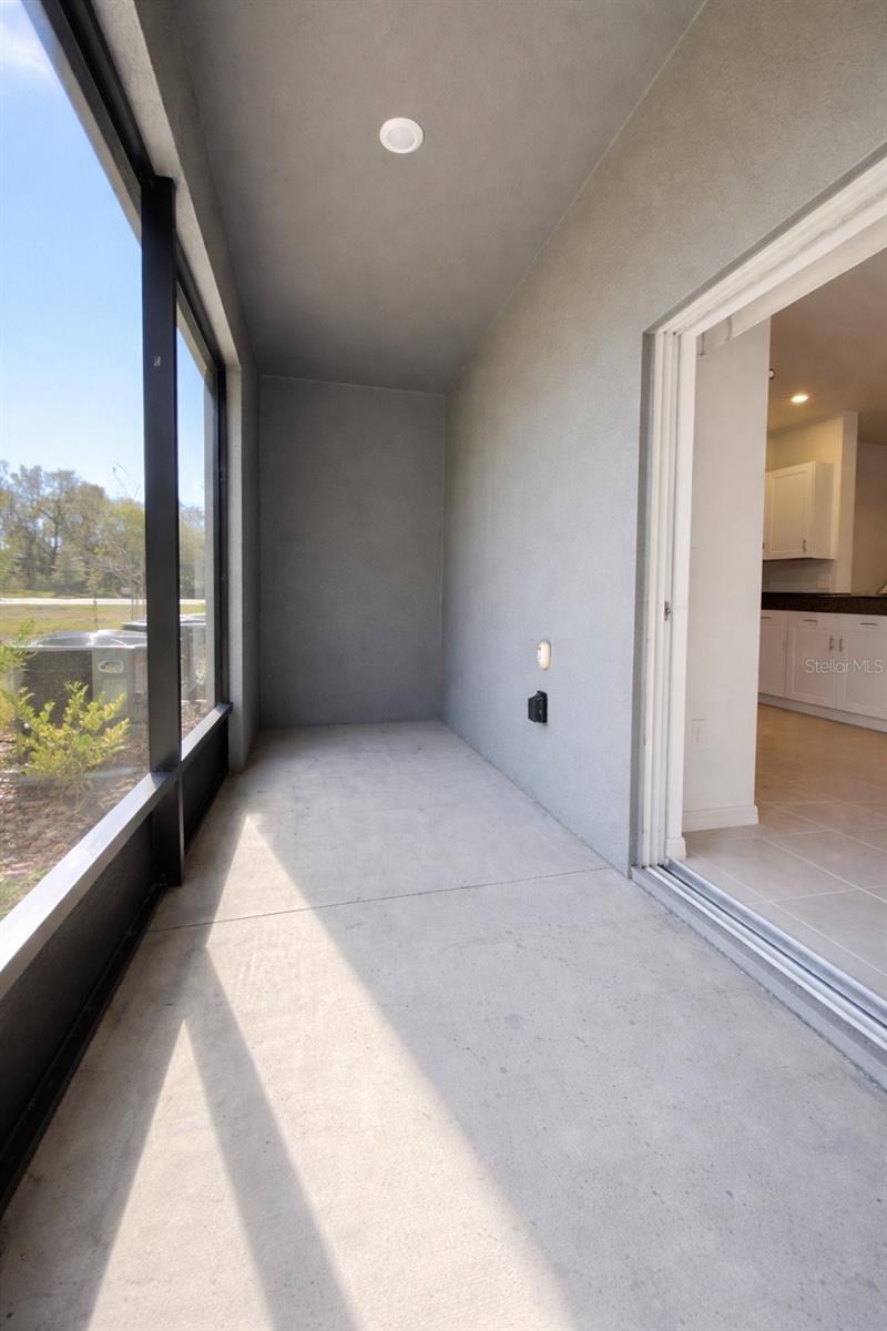 Image 28 of 30 For 6090 Shiner Street