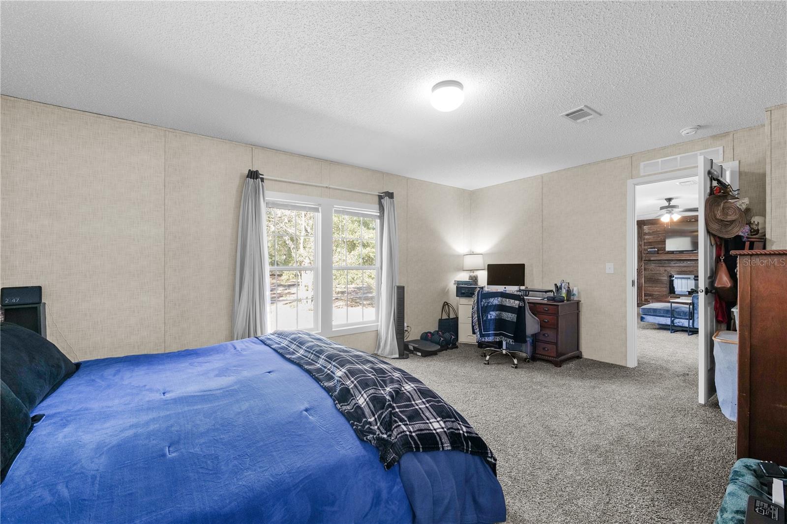 Image 14 of 35 For 18625 Deason Drive