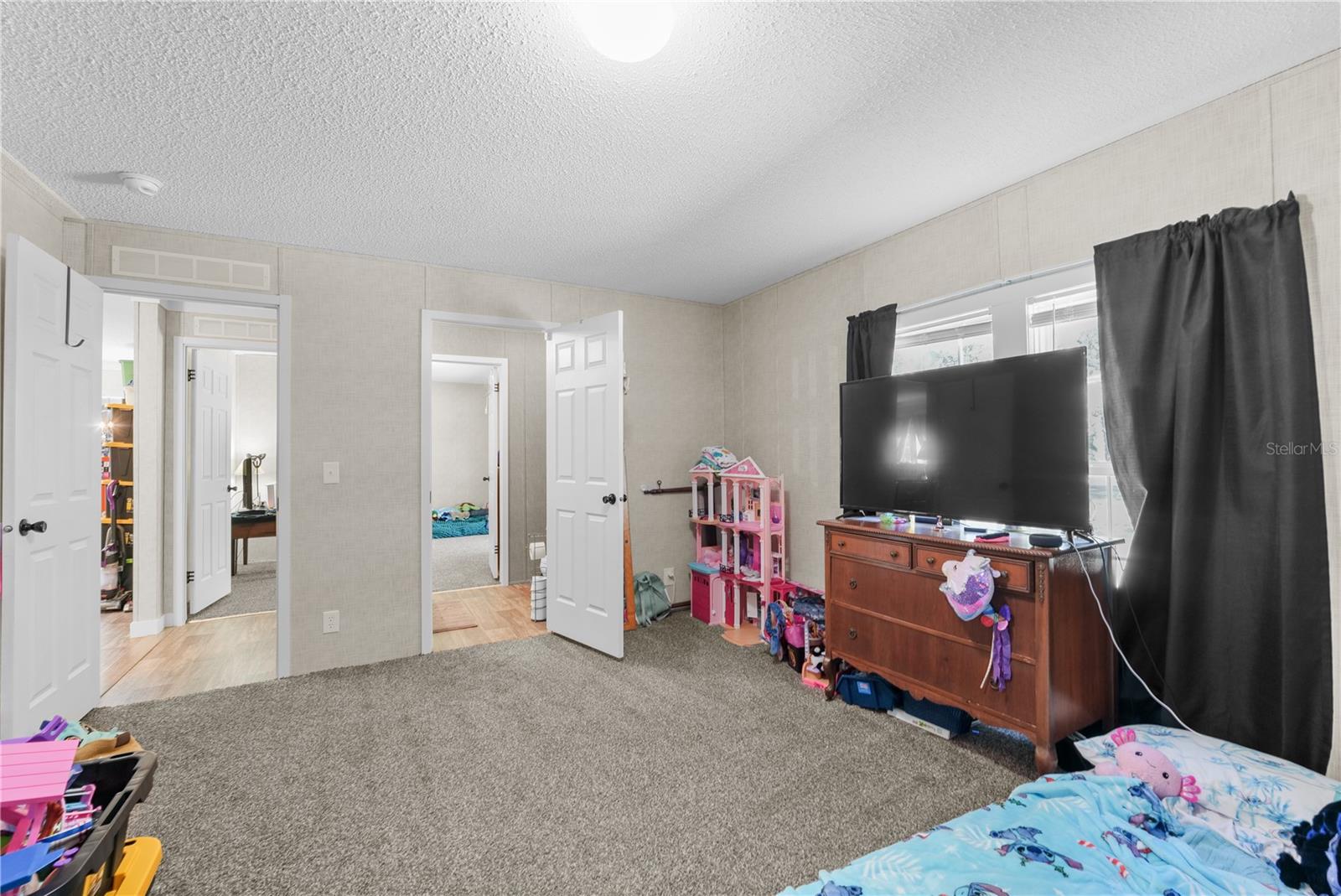 Image 21 of 35 For 18625 Deason Drive