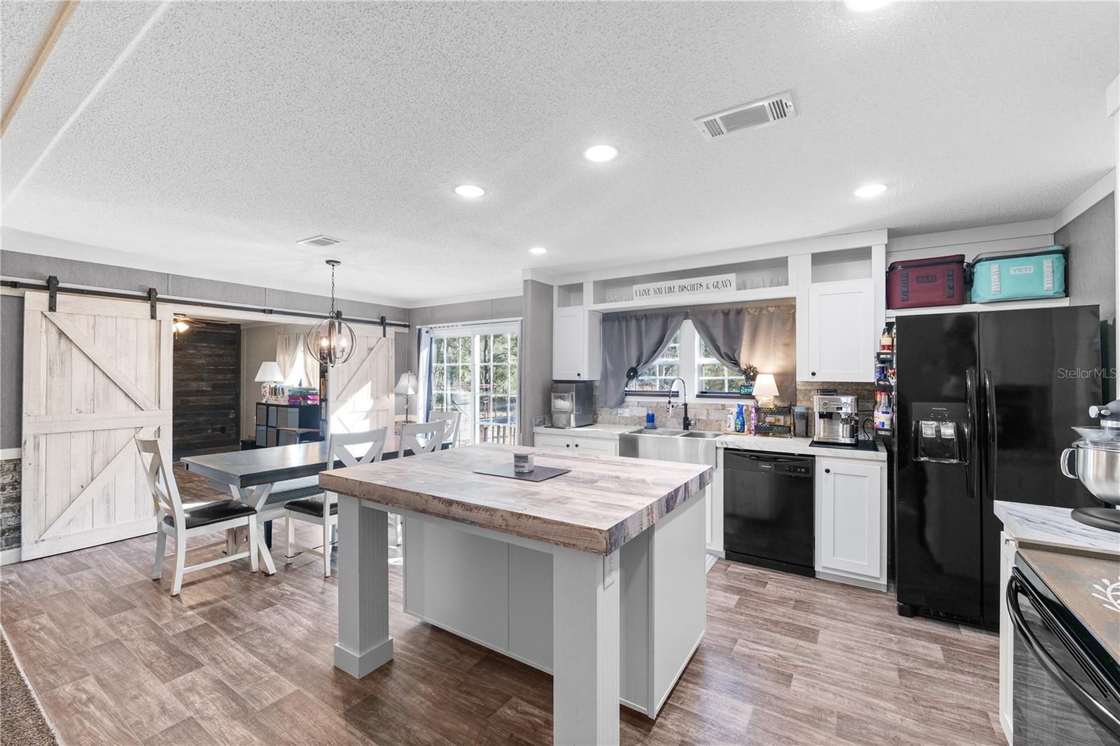 Image 6 of 35 For 18625 Deason Drive