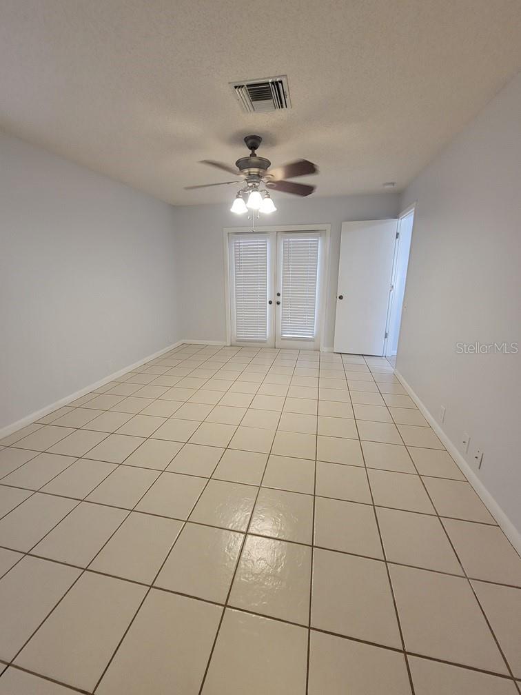 Image 17 of 33 For 8542 Braxton Drive