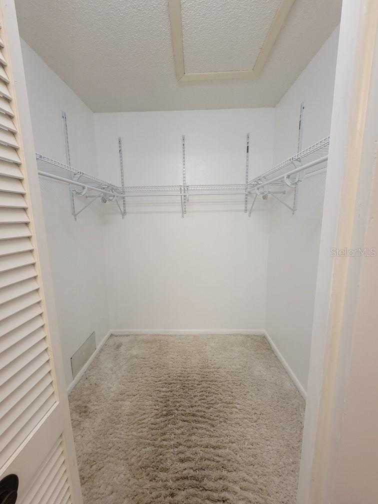 Image 18 of 33 For 8542 Braxton Drive