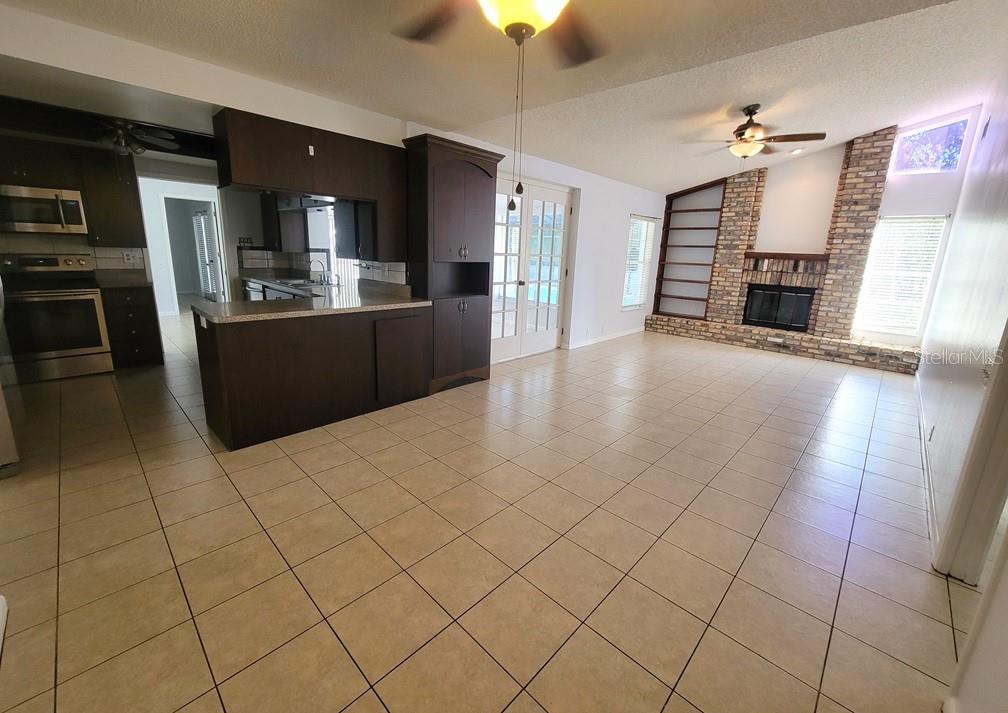 Image 7 of 33 For 8542 Braxton Drive