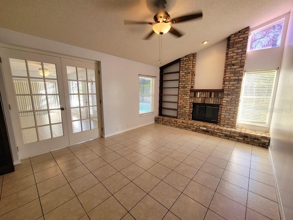 Image 8 of 33 For 8542 Braxton Drive