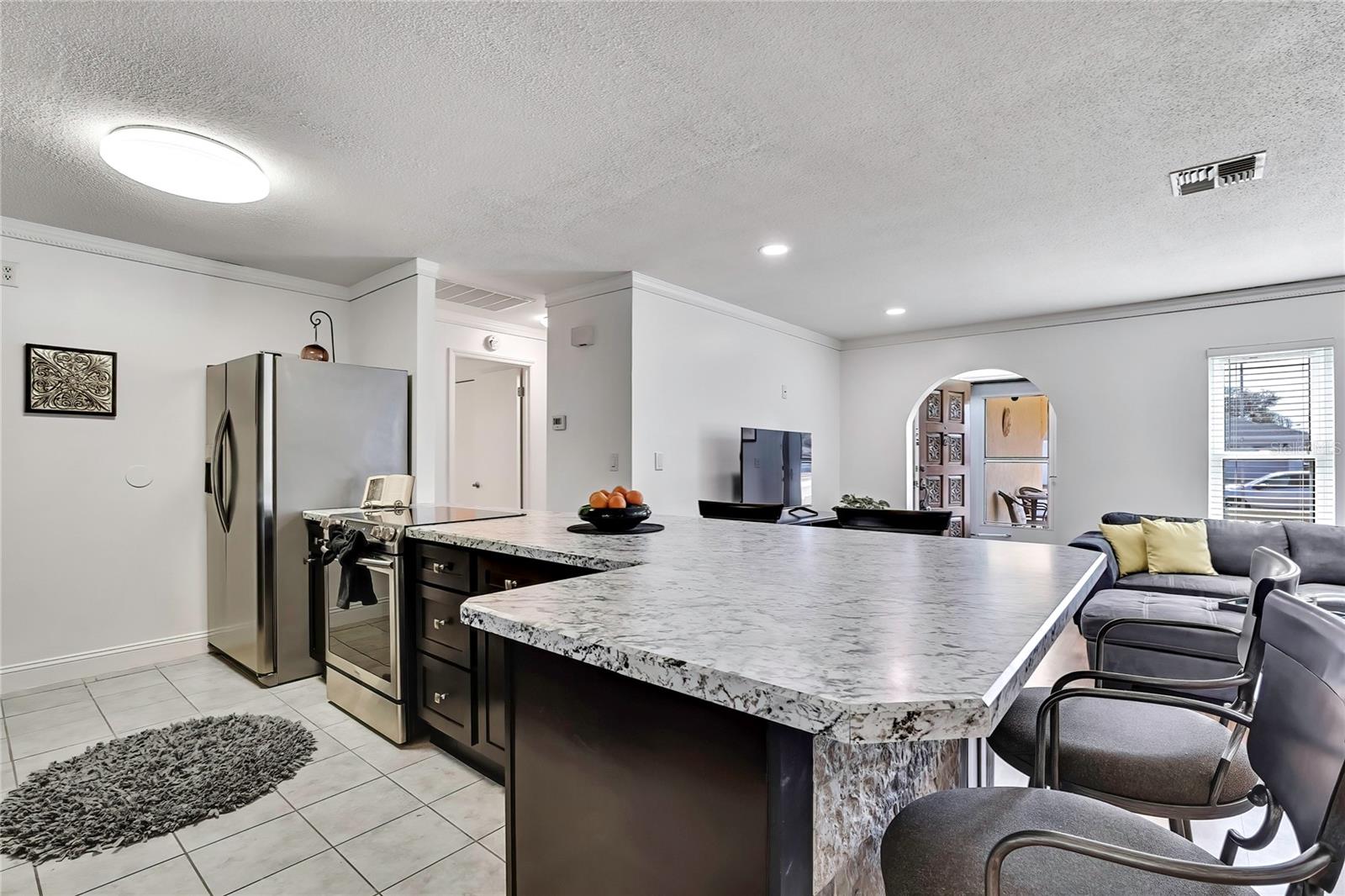 Image 15 of 36 For 9059 Gaynor Street