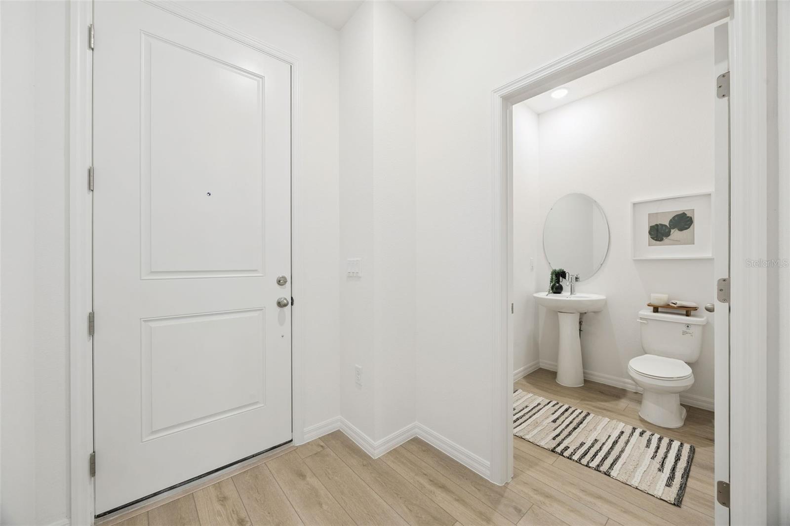 Image 32 of 41 For 5245 Luisa Court