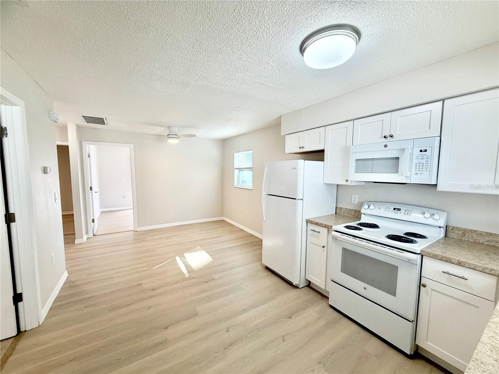 Image 4 of 22 For 5828 Gulf Drive